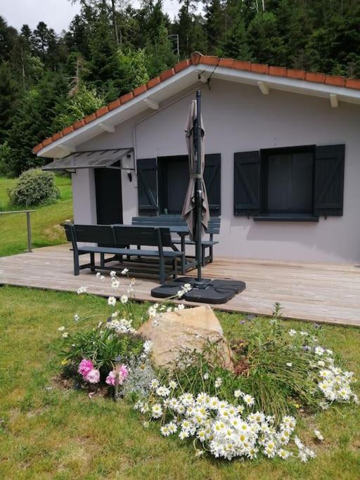 La Maison Bleue Saint-Etienne-les-Remiremont Buitenkant foto